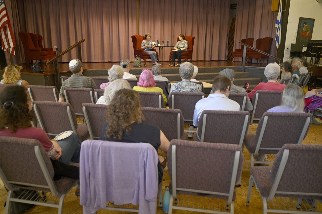 AMA w- Rabbi Julie-04